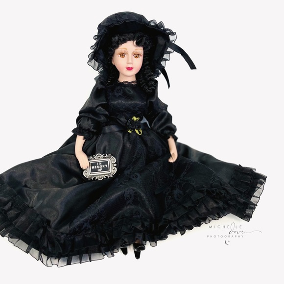 Handbags - Widow Darkness Come Play With Us Doll Purse
